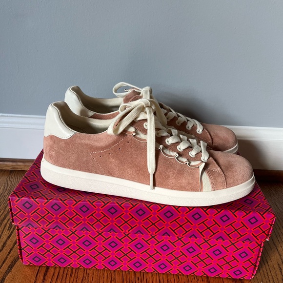 Tory Burch NWT Howell Ruffle Court Shoe Suede / Nappa Leather Size 9 - Picture 3 of 13